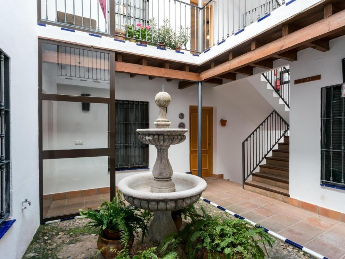 Holi-Rent Santa Marina Διαμέρισμα Σεβίλλη Εξωτερικό φωτογραφία